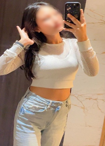 Gulbano model girl Hinjewadi Pune